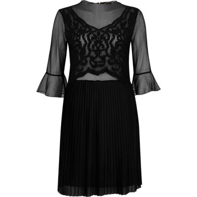 Black mesh lace pleated dress